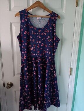 LuLaRoe Nikki Sleeveless Dress Size XL